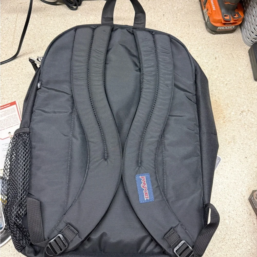 NWT Jansport Backpack BLACK WITH Mesh Pocket